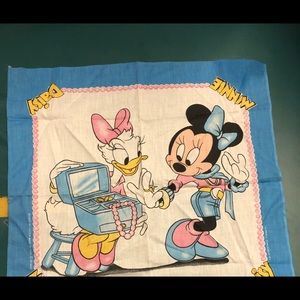 Daisy and Minnie scarf